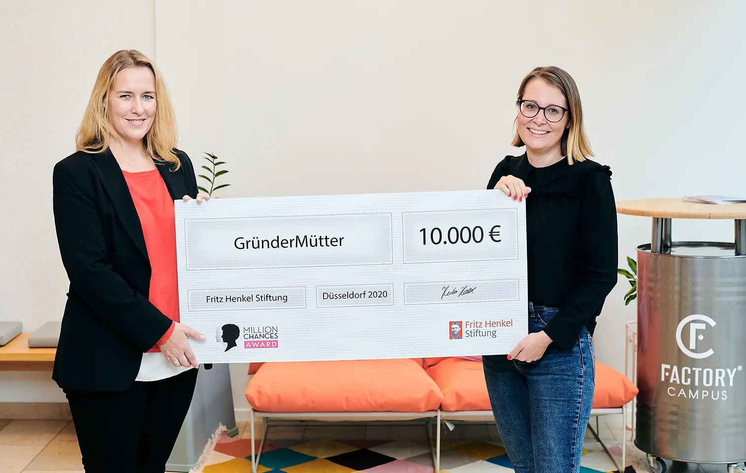 GründerMütter: Helga Miegel, Mentaltrainerin & Couch und Dr. Stephanie Gundel, Founder & Organisatorin (vlnr)